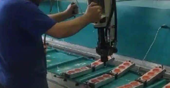 Step 7: PU Material Injection