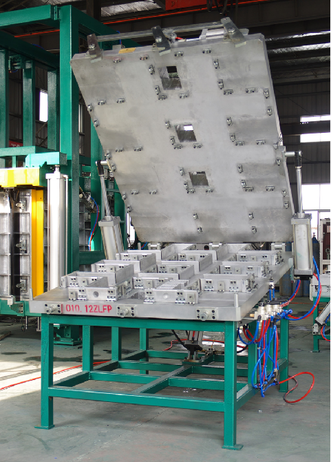 Supermarket vegetable storage refrigerator foaming machine