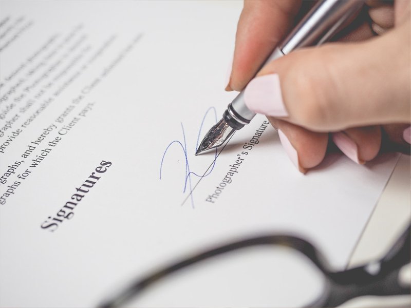 Contract Signing & Project Confirmation